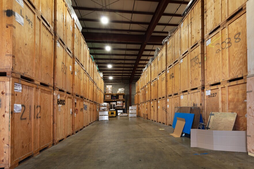 More Photos Of 14819 Southlawn Ln, Rockville Warehouse For Lease