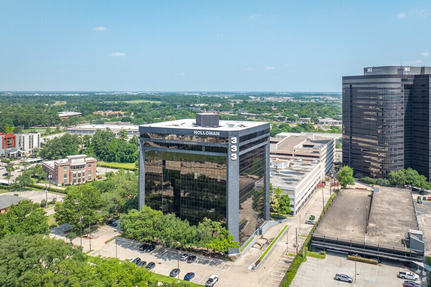 More Photos Of 333 N Sam Houston Pky E, Houston Office For Lease