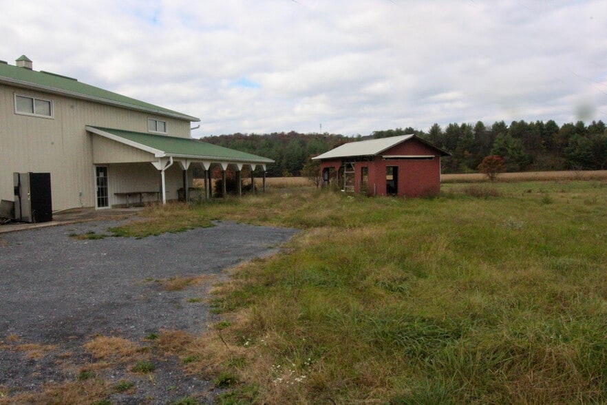 More Photos Of 16094 Evergreen Valley Rd, Timberville Specialty For Lease