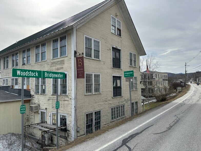 Primary Photo Of 100-102 Mill Rd, Bridgewater Storefront For Lease