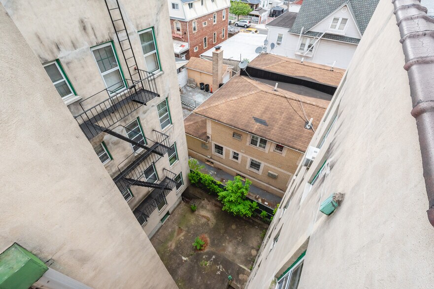 More Photos Of 87-87 116th St, Richmond Hill Multifamily For Sale