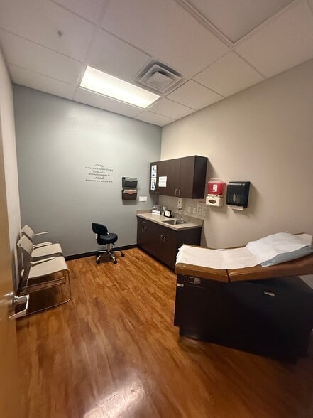 More Photos Of 4338 W Thomas Rd, Phoenix Storefront For Sale