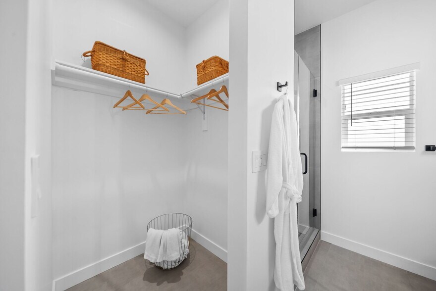 More Photos Of 4286 Samoset Ave, San Diego Multifamily For Sale