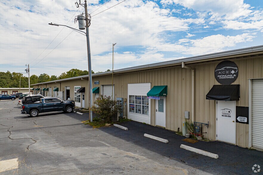 More Photos Of 24 Joe Kennedy Blvd, Statesboro Warehouse For Lease
