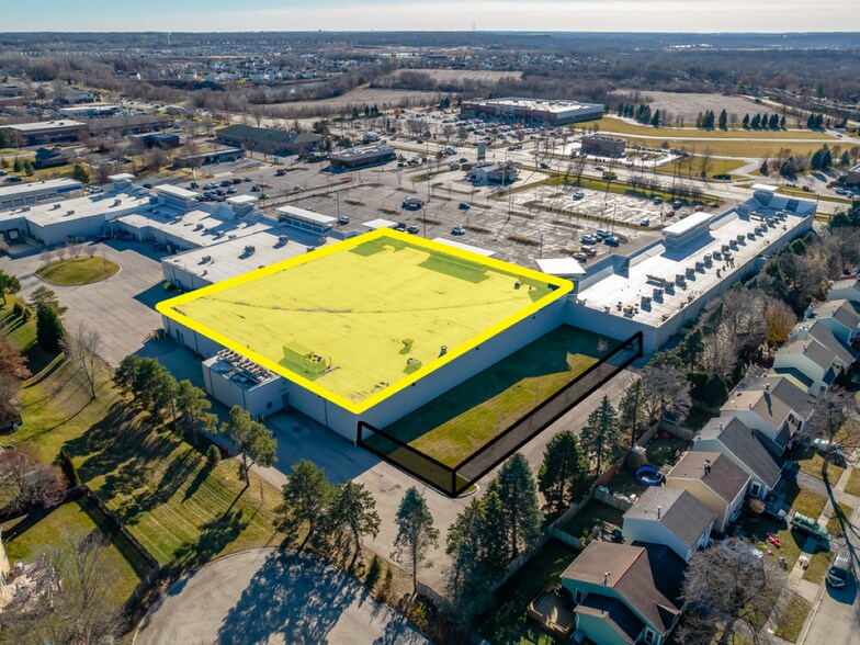 More Photos Of 1302-1430 Algonquin Rd, Algonquin Unknown For Lease