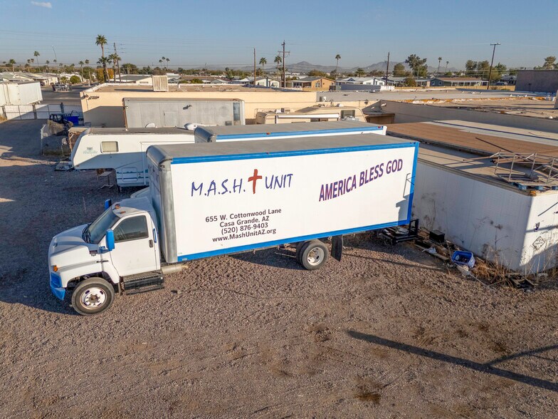 More Photos Of 655 W Cottonwood Ln, Casa Grande Showroom For Sale