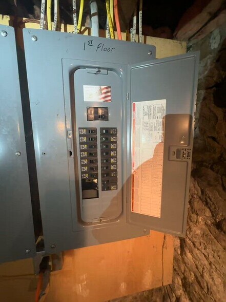 More Photos Of 9 Church St, Cortland Office For Sale