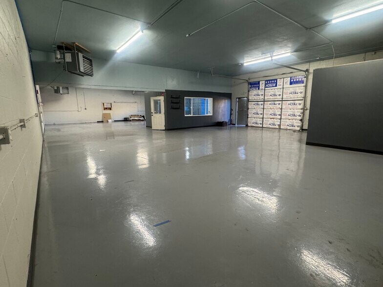 More Photos Of 1991 E William St, Carson City Warehouse For Lease