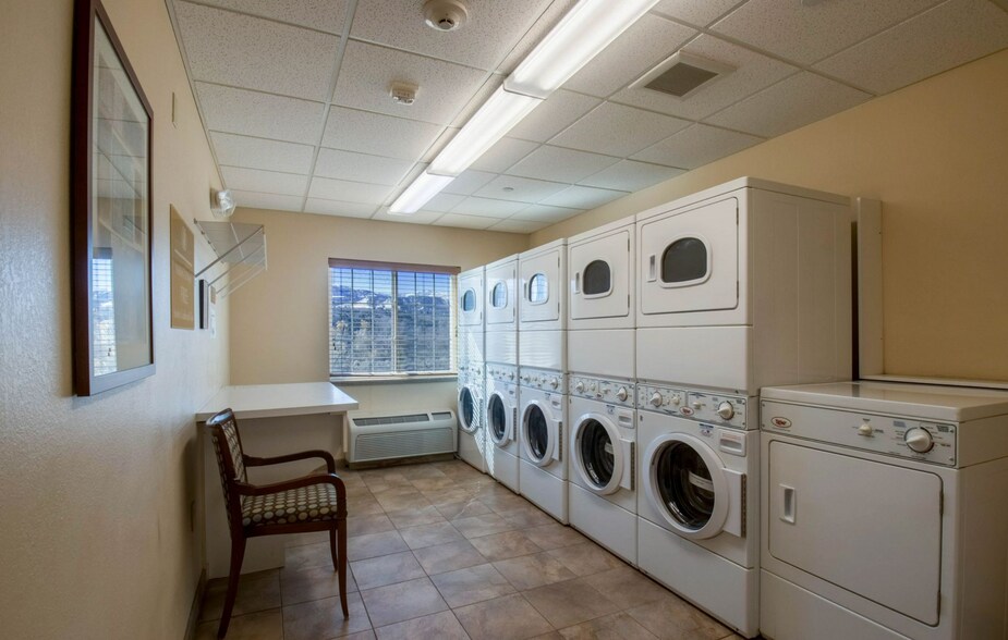 More Photos Of 233 Grand Valley Way, Parachute Hotel For Sale