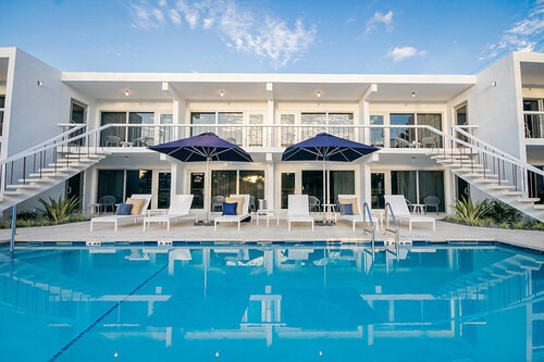 More Photos Of 4433 El Mar Dr, Lauderdale By The Sea Hotel For Sale