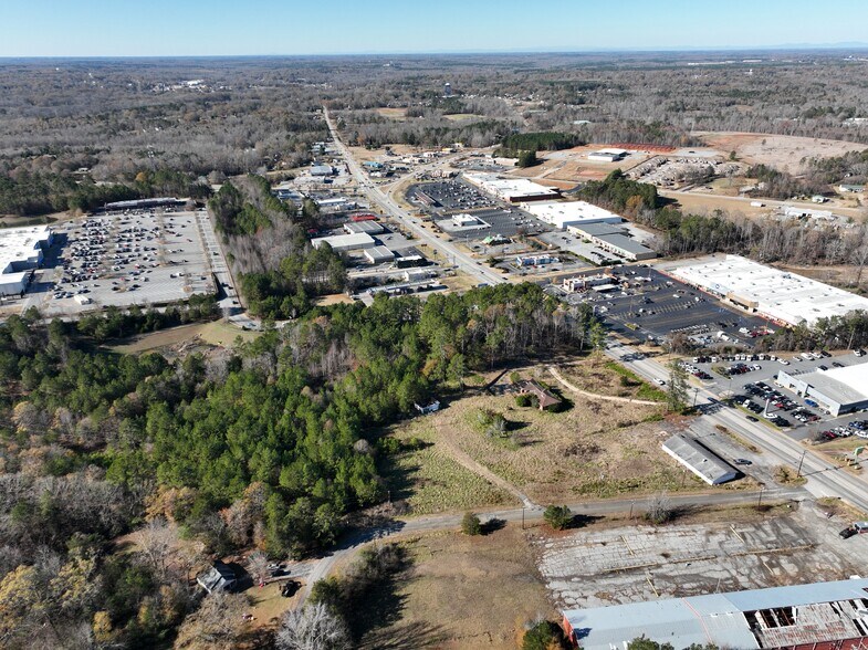 More Photos Of 932 E Main St, Laurens Land For Sale