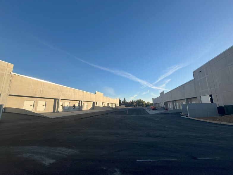 More Photos Of Golden Foothill Pky, El Dorado Hills Unknown For Lease