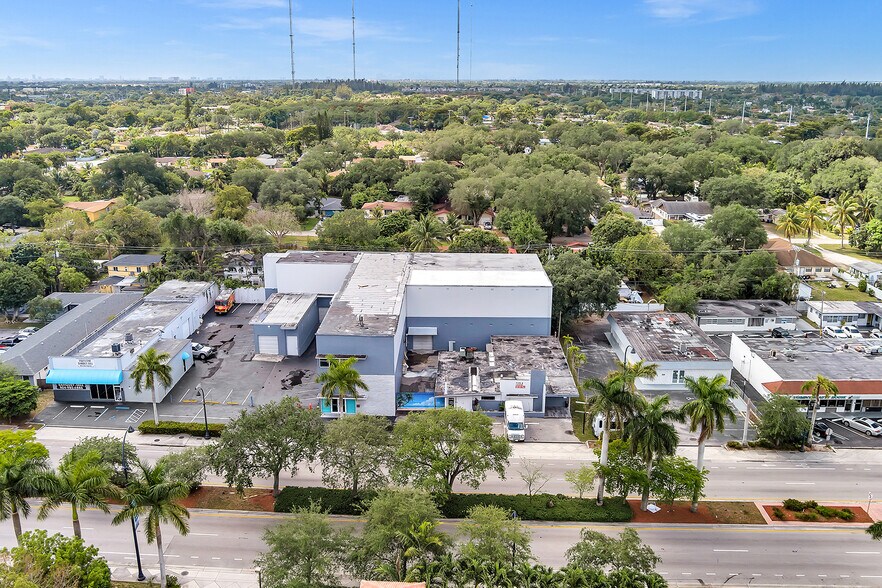 Primary Photo Of 6240-6244 Miramar Pky, Miramar Medical For Lease