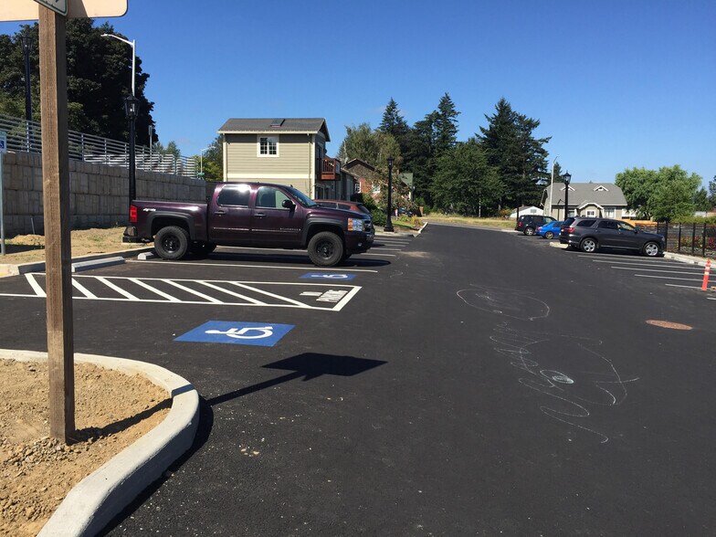 More Photos Of 110 E Historic Columbia River Hwy, Troutdale Office For Lease