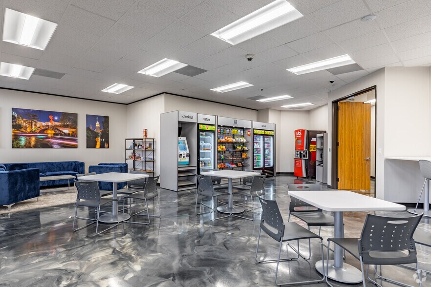 More Photos Of 613 NW Loop 410, San Antonio Office For Lease