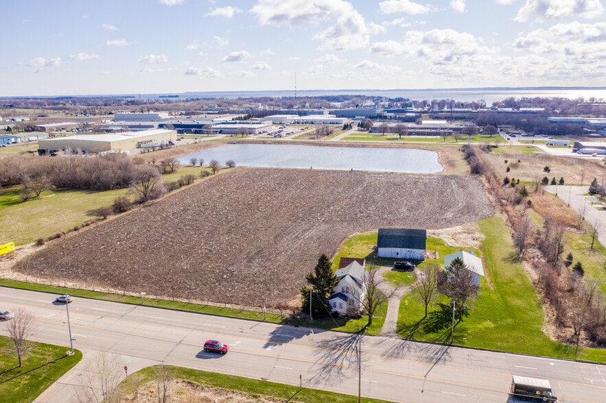 More Photos Of 3262 Jackson St, Oshkosh Land For Sale