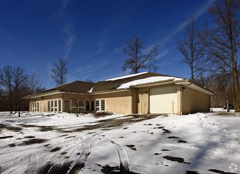 More Photos Of 27911 Clemens Rd, Westlake Office Residential For Lease