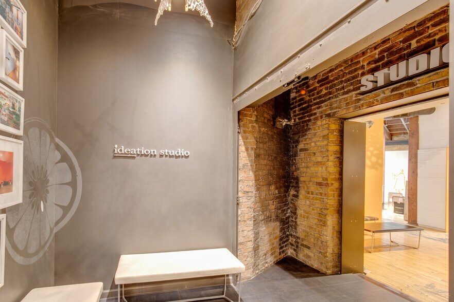 More Photos Of 1000 N Halsted St, Chicago Loft Creative Space For Lease