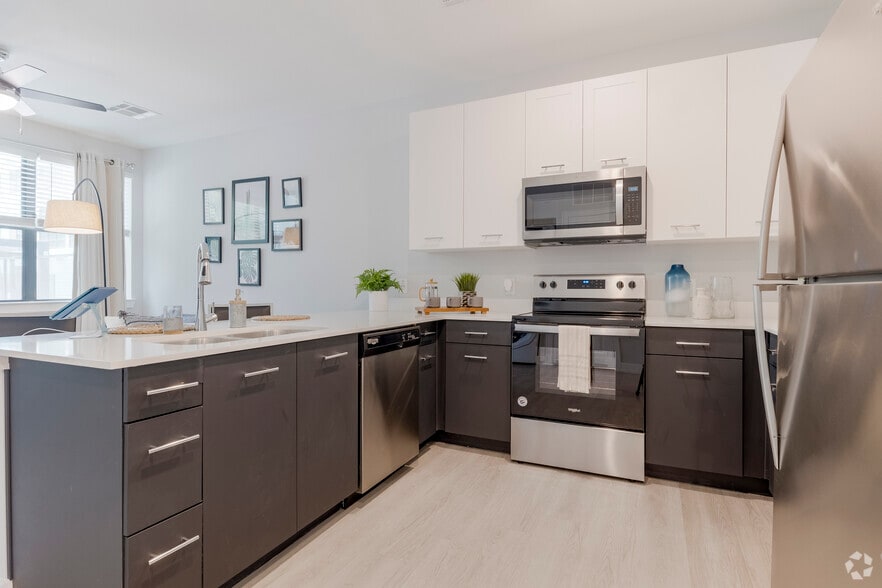 More Photos Of 1201 E Apache Blvd, Tempe Apartments For Lease