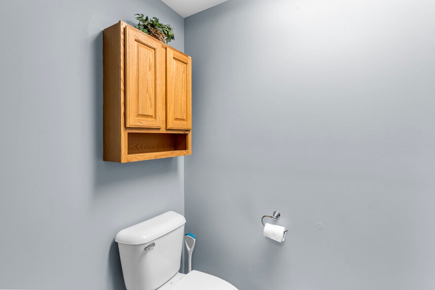 More Photos Of 113 S East Ave, Jackson Medical For Lease