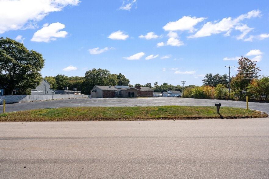 More Photos Of 50 Pleasant St, Norton Storefront Retail Office For Lease