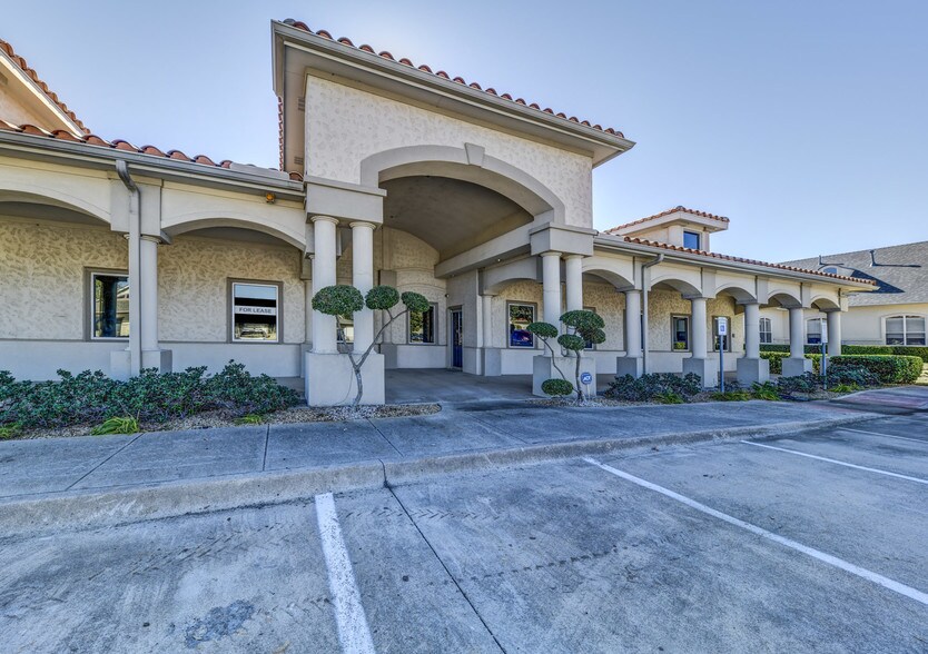 More Photos Of 1001 Long Prairie Rd, Flower Mound Medical For Sale