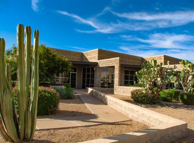 More Photos Of 8321 E Evans Rd, Scottsdale Warehouse For Lease