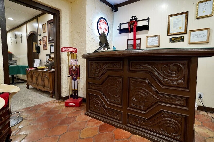 More Photos Of 206 NW 4th St, Big Spring Restaurant For Sale