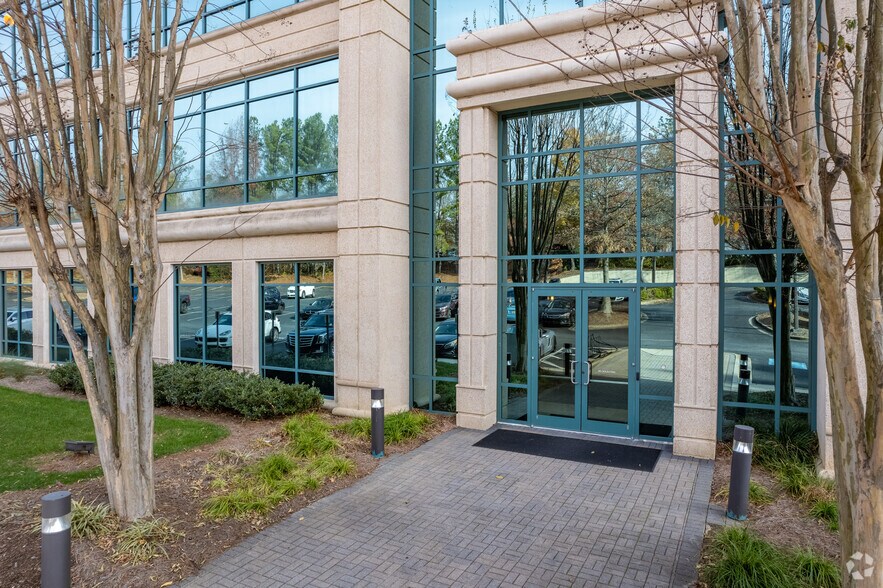 More Photos Of 3550 Engineering Dr, Peachtree Corners Office For Lease