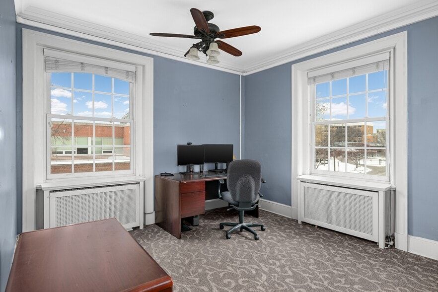 More Photos Of 2318 Park Ave, Minneapolis Office For Sale