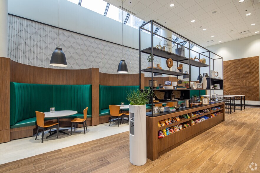 More Photos Of 231 S Bemiston Ave, Clayton Office For Lease