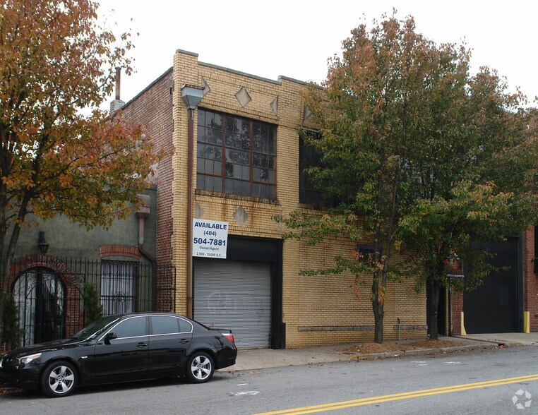 More Photos Of 188 Walker St SW, Atlanta Showroom For Lease