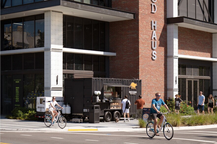 More Photos Of 23 NE 17th Ter, Miami Apartments For Lease