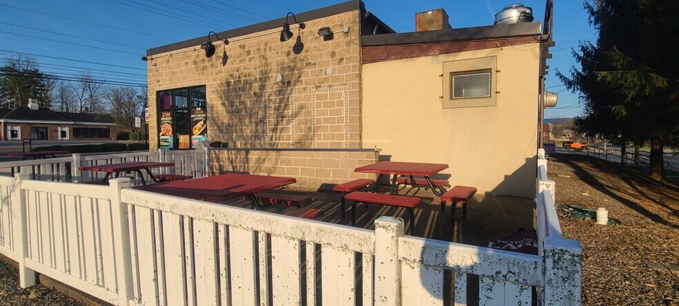 More Photos Of 1669 N Atherton St, State College Freestanding For Lease