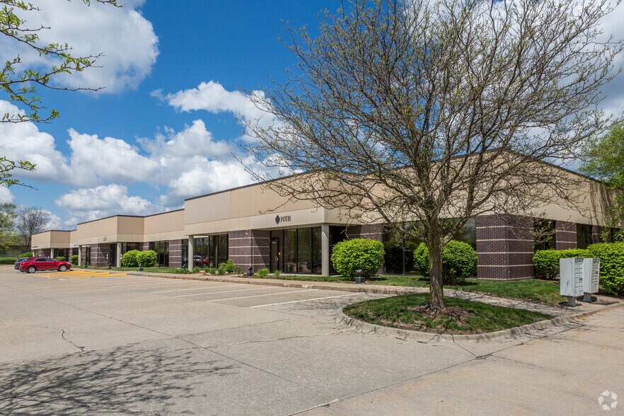 More Photos Of 8191 Birchwood Ct, Johnston Flex For Sale