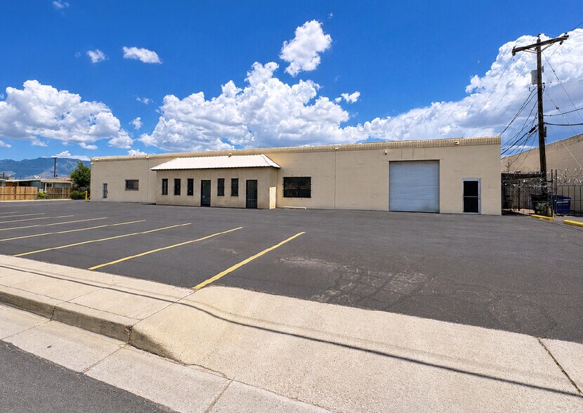 More Photos Of 9600 Bell Ave, Albuquerque Office For Sale