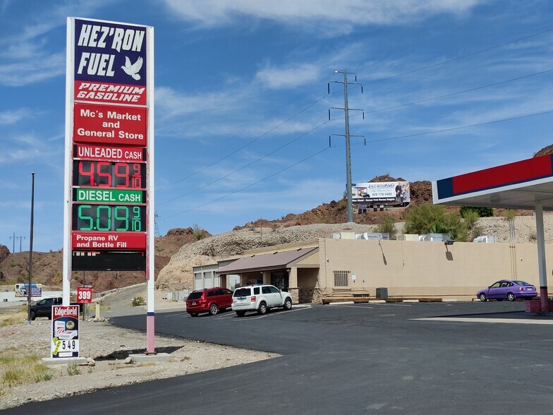 More Photos Of 3303 N Highway 95, Parker Service Station For Sale