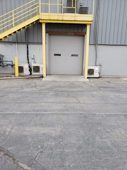 More Photos Of 3528 W 500 S, Salt Lake City Manufacturing For Lease