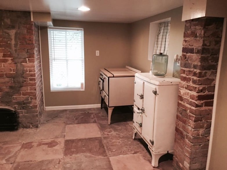 More Photos Of 1103 33rd St, Galveston Hotel For Sale