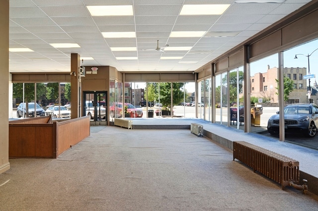 More Photos Of 6442-6450 Cermak Rd, Berwyn Apartments For Lease