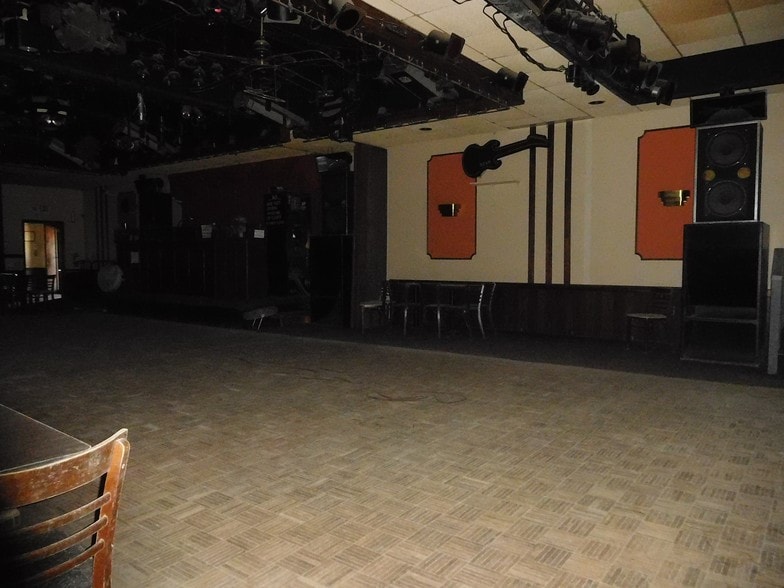 More Photos Of 896-900 Courses Landing Rd, Penns Grove, Carneys Point Industrial For Sale