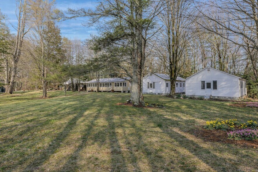More Photos Of 9 Solway Rd, Saugerties Specialty For Sale