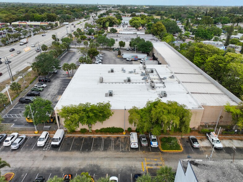 More Photos Of 5150 N State Road 7, North Lauderdale Refrigeration Cold Storage For Lease
