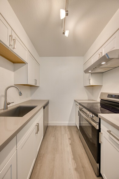 More Photos Of 10055 Terra Loma Dr, Rancho Cordova Apartments For Sale