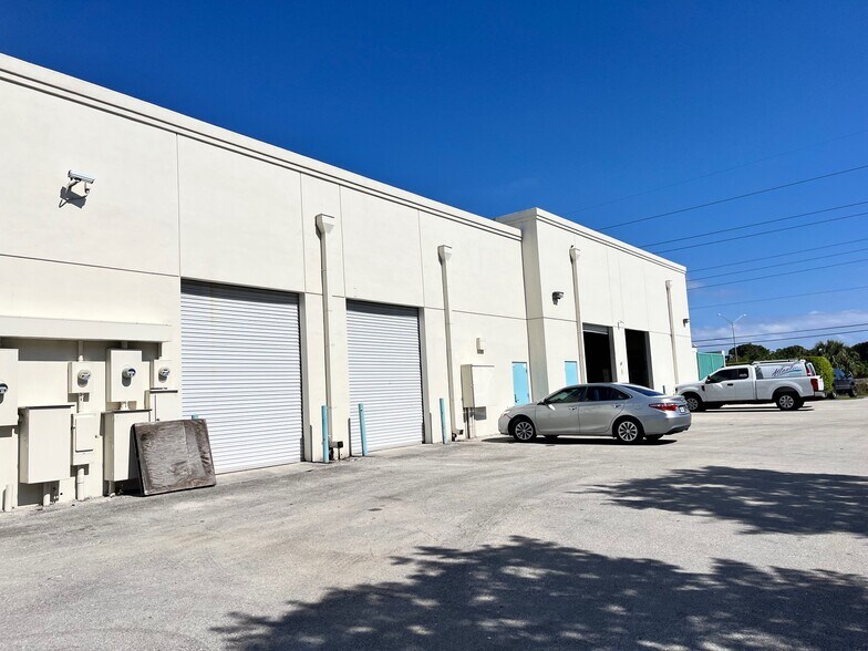 More Photos Of 1255 NW 17th Ave, Delray Beach Light Distribution For Lease