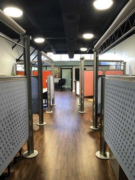 More Photos Of 5 N Olney Ave, Cherry Hill Warehouse For Lease