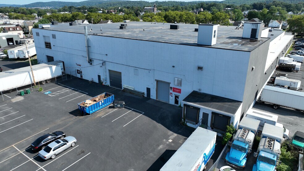 More Photos Of 1727-1801 Union Blvd, Allentown Warehouse For Lease