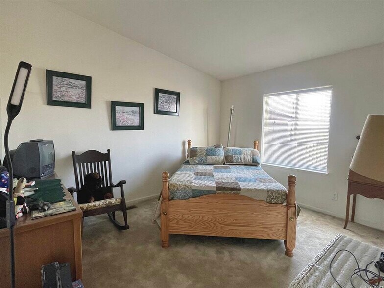 More Photos Of 718 Juniper Ridge Rd, Termo Specialty For Sale