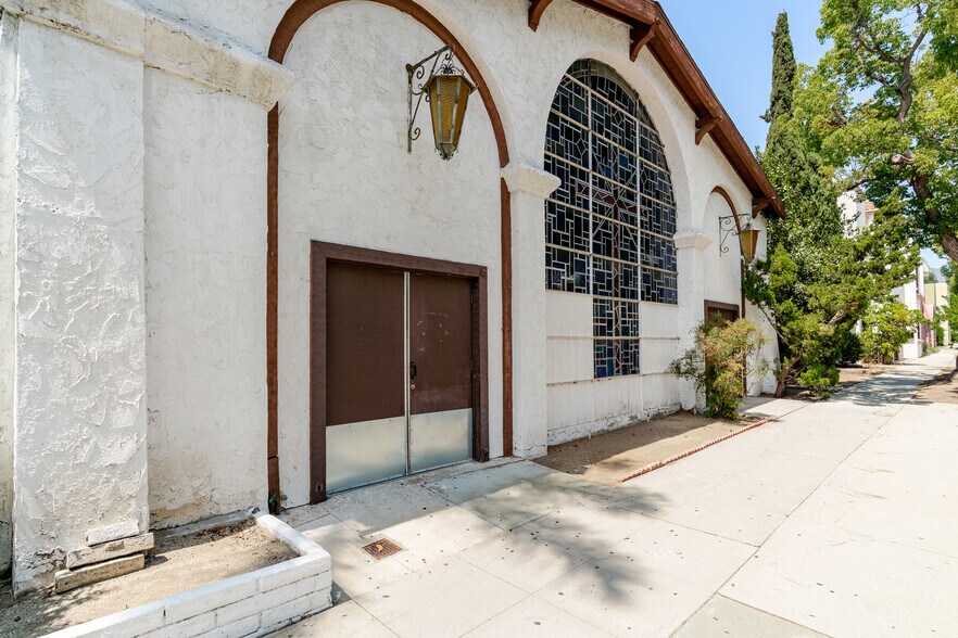 More Photos Of 333 E Colorado St, Glendale Unknown For Lease