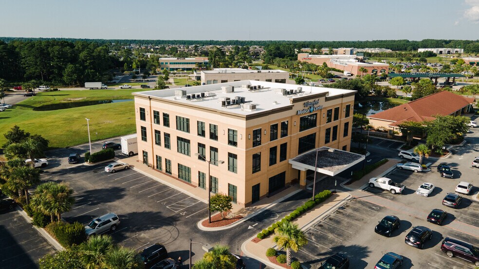 More Photos Of 509 Olde Waterford Way, Leland Office For Lease